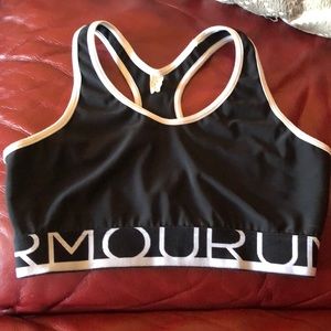 Underarmour sports bra black small